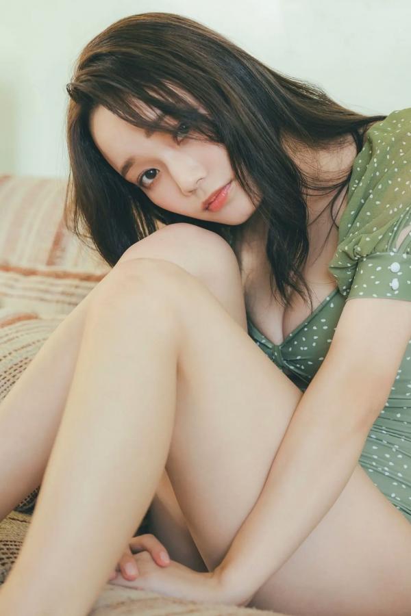    青戸しの - WHITE and??? 泳池蓝色比基尼清新甜美写真第43张图片