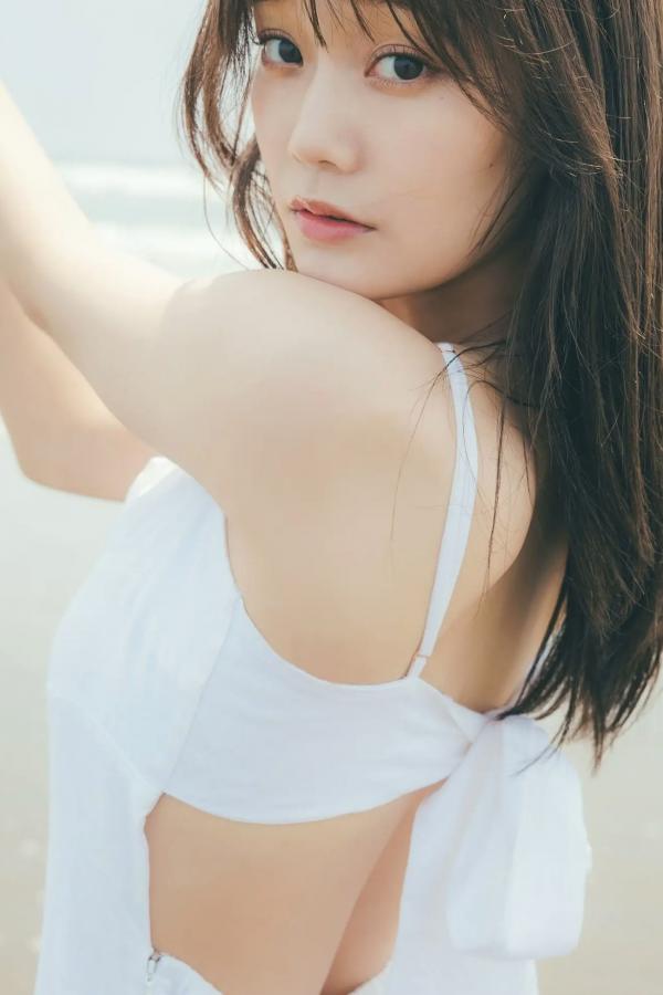    青戸しの - WHITE and??? 泳池蓝色比基尼清新甜美写真第51张图片
