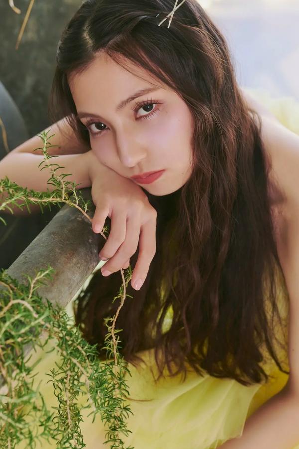    高野麻里佳 - embrace「My Girl」日本女神清新户外私房写真第32张图片
