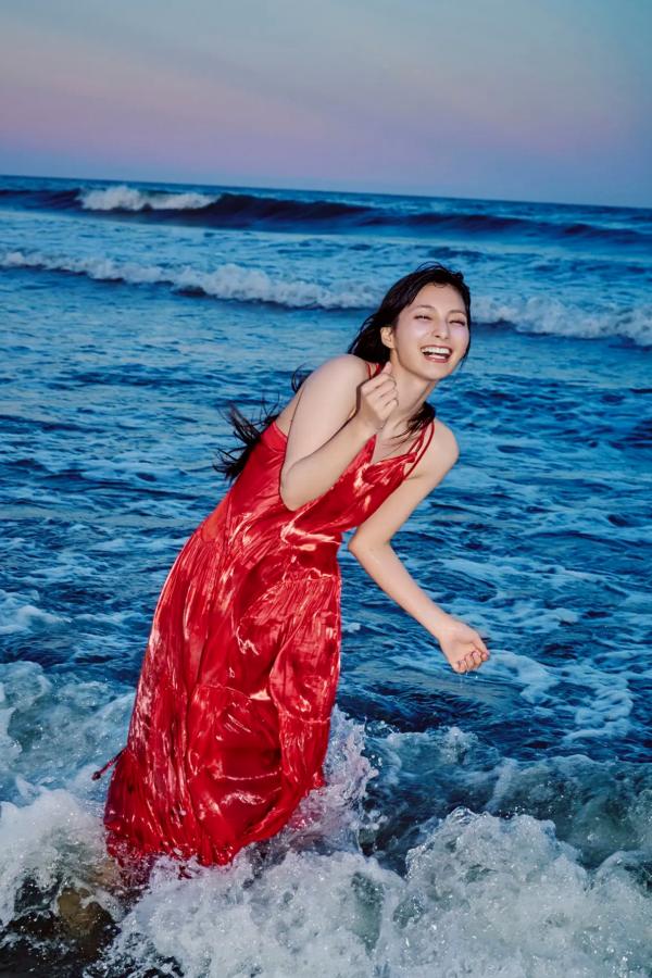    高野麻里佳 - embrace「My Girl」日本女神清新户外私房写真第53张图片