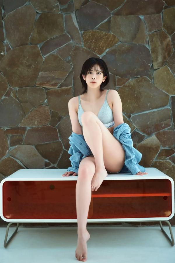    北原沙弥香 - 清纯性感泳池比基尼与湿身美腿写真第6张图片