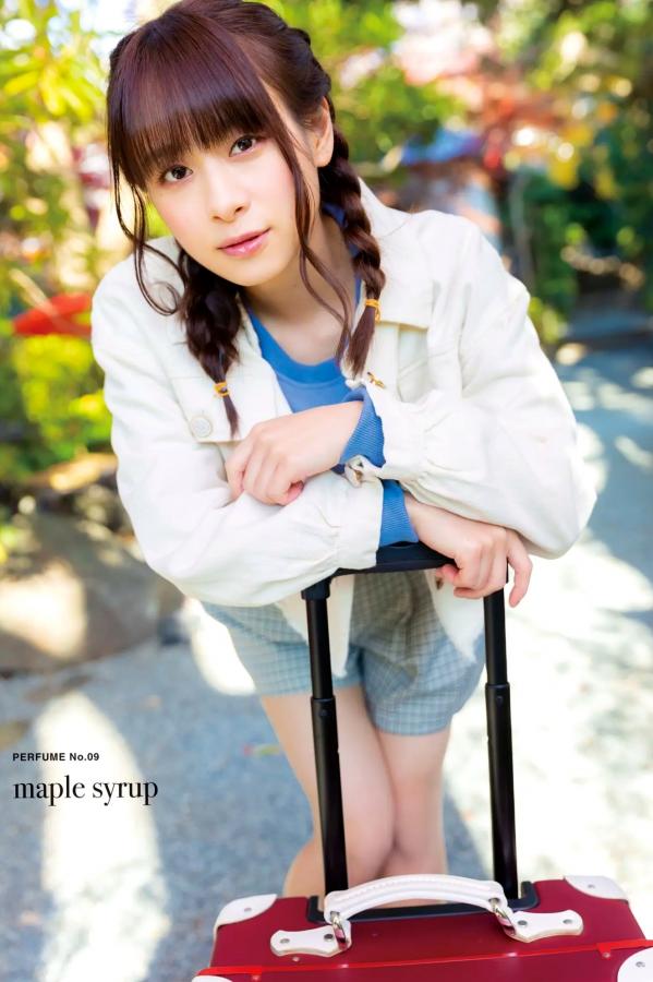   前田佳織里 - おとなのかおり 日系清新女神气质户外知性写真第91张图片