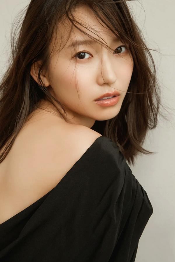    志田音々 - 純情? 日本清纯女神性感内衣黑丝私房写真第44张图片