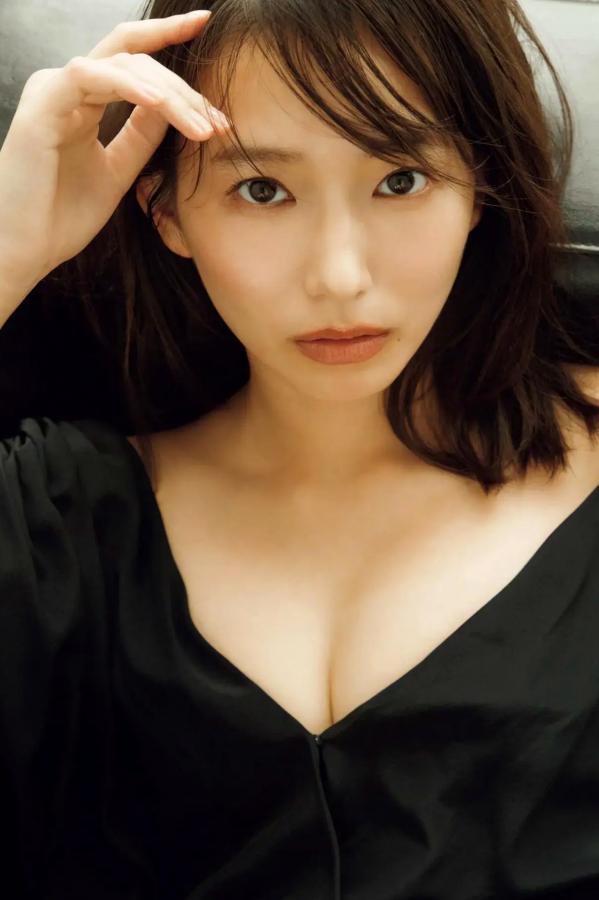    志田音々 - 純情? 日本清纯女神性感内衣黑丝私房写真第90张图片