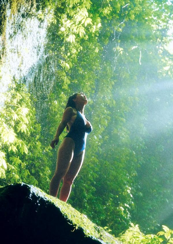    福井梨莉華 - あいの道しるべ 海边沙滩性感比基尼私房写真第31张图片