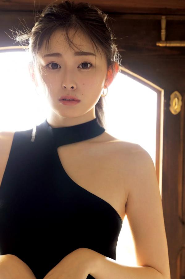   ゆうちゃみ - ゆうな 日本性感辣妹写真 湿身诱惑与野性黑丝街拍第30张图片