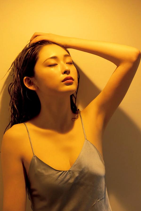   ゆうちゃみ - ゆうな 日本性感辣妹写真 湿身诱惑与野性黑丝街拍第67张图片