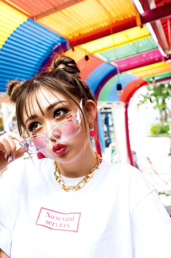   ゆうちゃみ - ゆうな 日本性感辣妹写真 湿身诱惑与野性黑丝街拍第85张图片