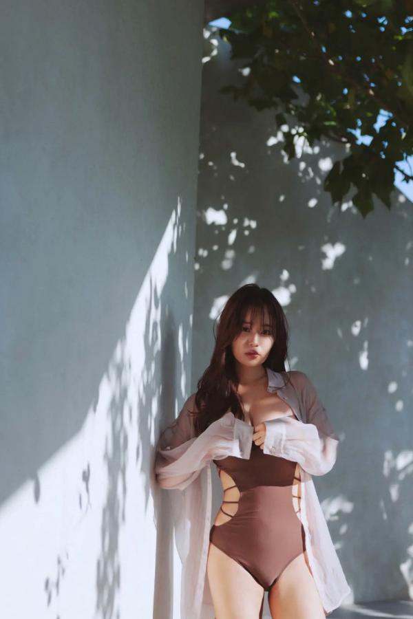   井口裕香 - MORE MORE MORE -Another Side- 海边比基尼与泳池湿身性感写真第13张图片
