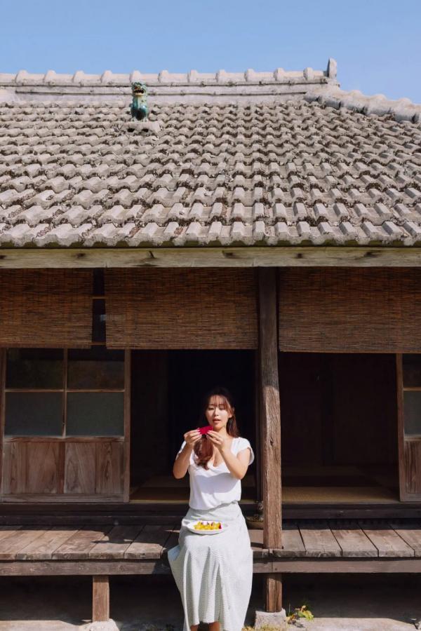   井口裕香 - MORE MORE MORE -Another Side- 海边比基尼与泳池湿身性感写真第21张图片