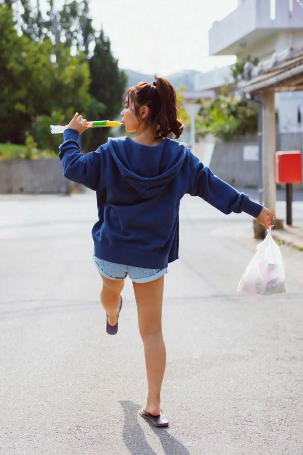   井口裕香 - MORE MORE MORE -Another Side- 海边比基尼与泳池湿身性感写真第38张图片