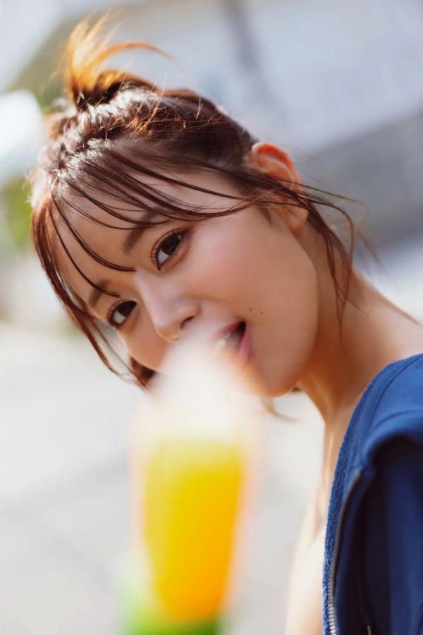   井口裕香 - MORE MORE MORE -Another Side- 海边比基尼与泳池湿身性感写真第40张图片