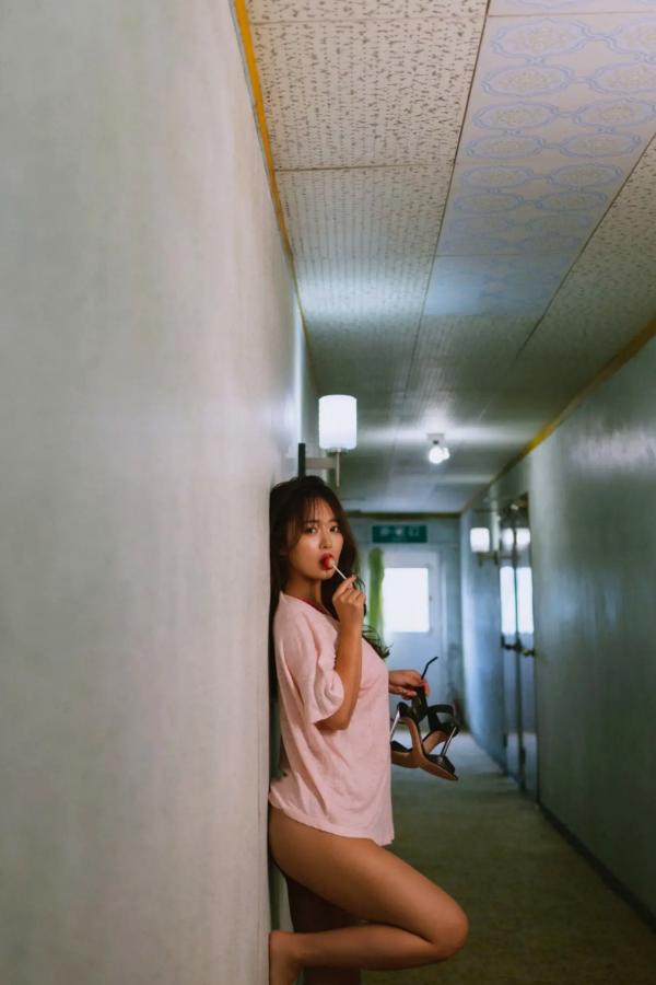   井口裕香 - MORE MORE MORE -Another Side- 海边比基尼与泳池湿身性感写真第48张图片