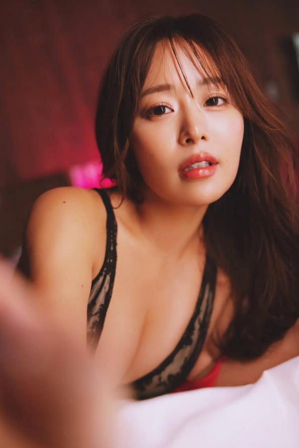   井口裕香 - MORE MORE MORE -Another Side- 海边比基尼与泳池湿身性感写真第54张图片