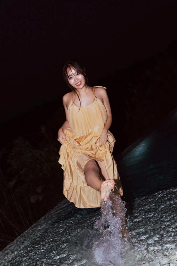   井口裕香 - MORE MORE MORE -Another Side- 海边比基尼与泳池湿身性感写真第61张图片