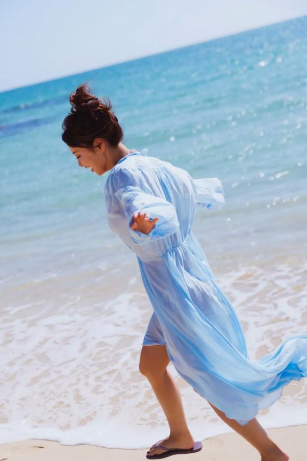   井口裕香 - MORE MORE MORE -Another Side- 海边比基尼与泳池湿身性感写真第84张图片