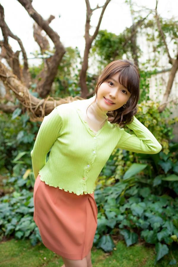   《小日向ゆか - 好きです。》日系清纯居家私房性感内衣写真第3张图片