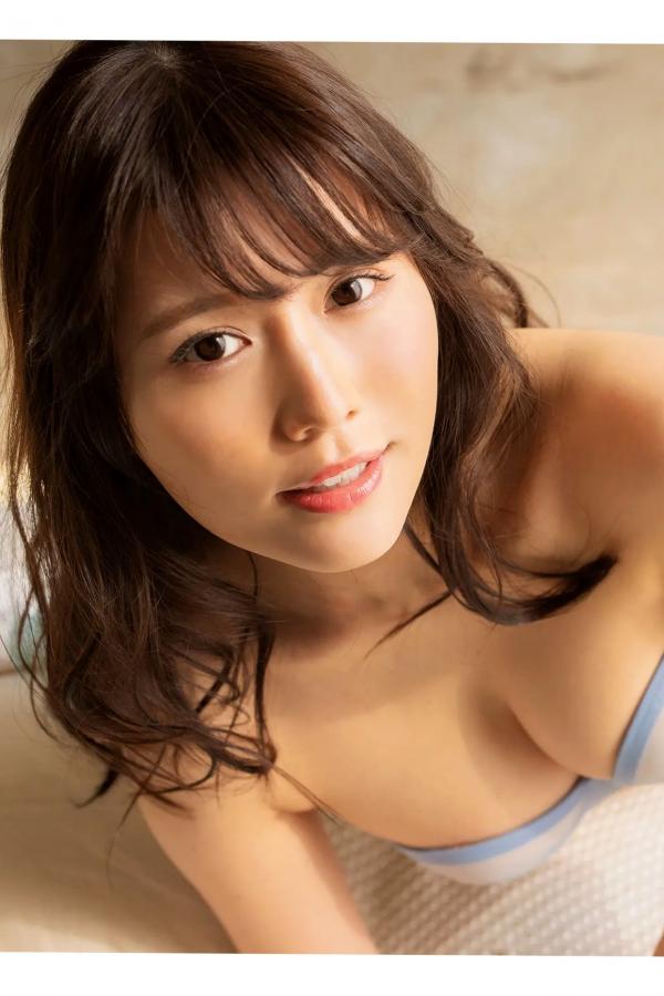   《小日向ゆか - 好きです。》日系清纯居家私房性感内衣写真第52张图片