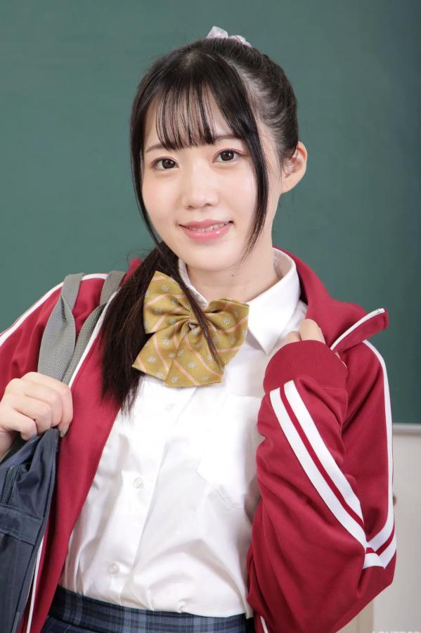   [LOVEPOP] Miku Arima 有馬美玖 Photoset 15 教室校服运动外套蕾丝内衣私房写真第3张图片