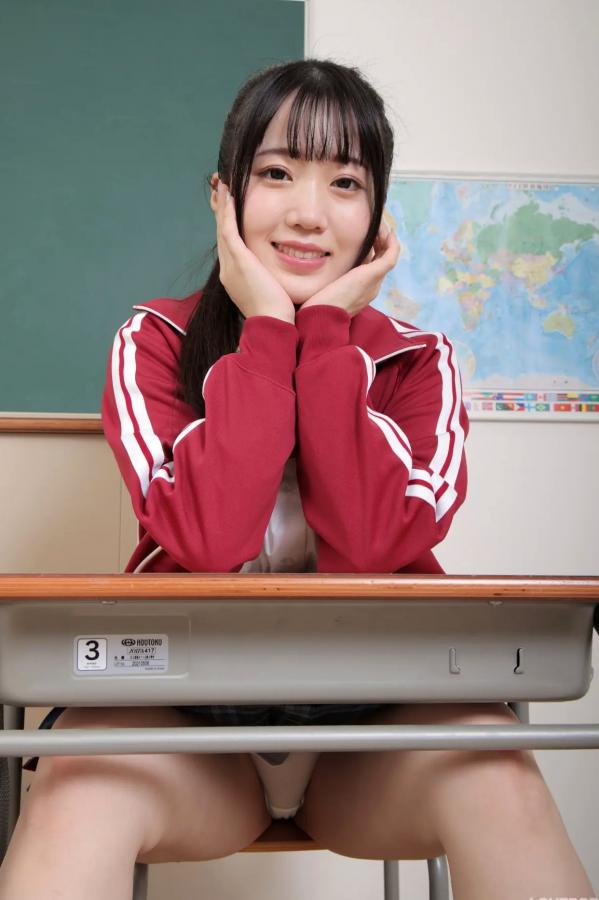   [LOVEPOP] Miku Arima 有馬美玖 Photoset 15 教室校服运动外套蕾丝内衣私房写真第35张图片