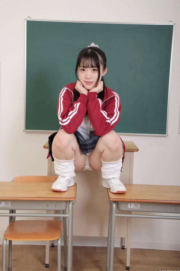   [LOVEPOP] Miku Arima 有馬美玖 Photoset 15 教室校服运动外套蕾丝内衣私房写真第46张图片