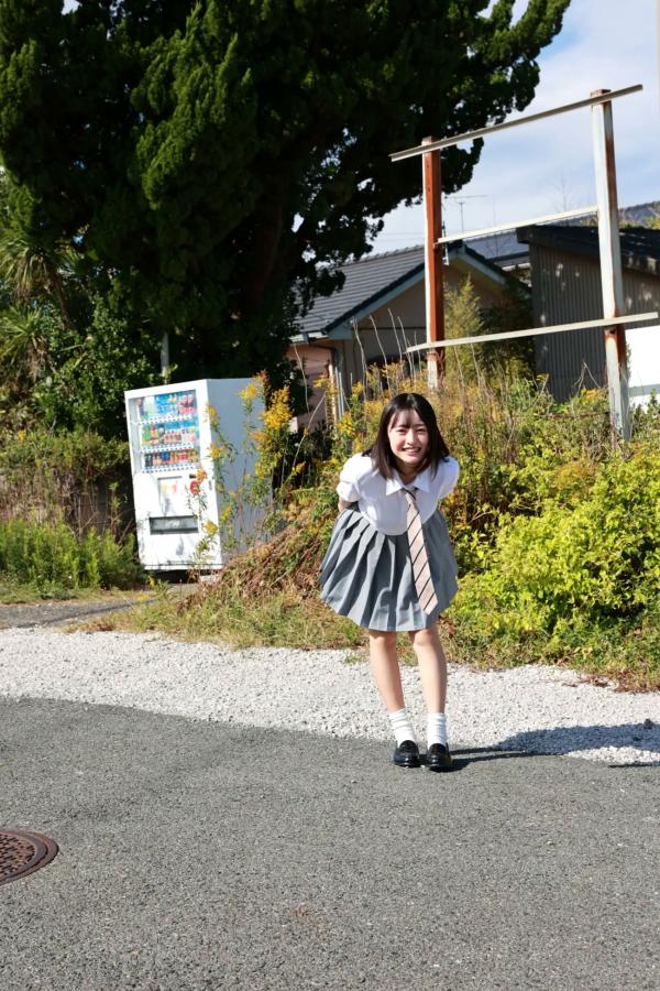   白濱美兎 - なぁぜなぁぜ？ 日本清纯美少女泳池比基尼与湿身浴室写真第2张图片
