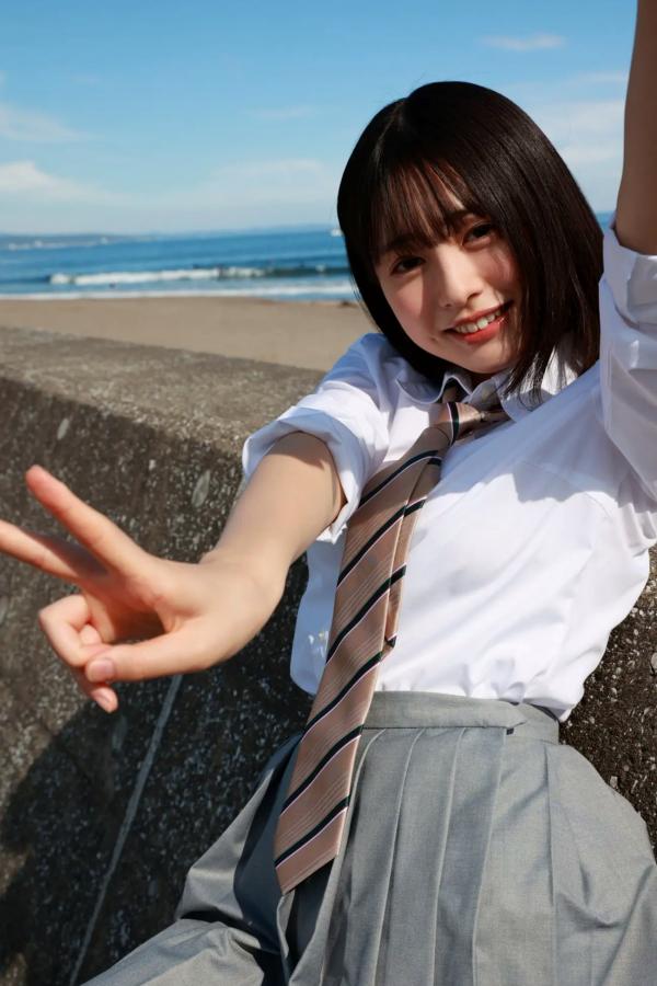   白濱美兎 - なぁぜなぁぜ？ 日本清纯美少女泳池比基尼与湿身浴室写真第3张图片