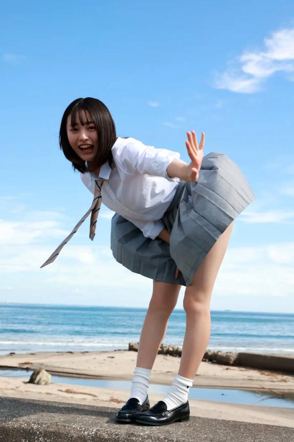  白濱美兎 - なぁぜなぁぜ？ 日本清纯美少女泳池比基尼与湿身浴室写真第6张图片
