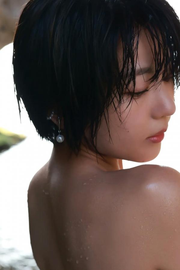   佐々木萌香 - 情熱の美尻クイーン 日系家居私房与海边性感写真第25张图片