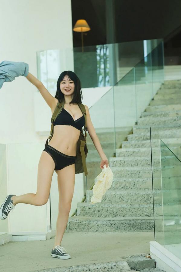    《いけちゃん - WANDERER》日本清纯女神性感比基尼美腿户外写真第22张图片