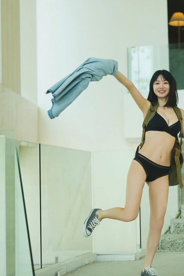    《いけちゃん - WANDERER》日本清纯女神性感比基尼美腿户外写真第23张图片