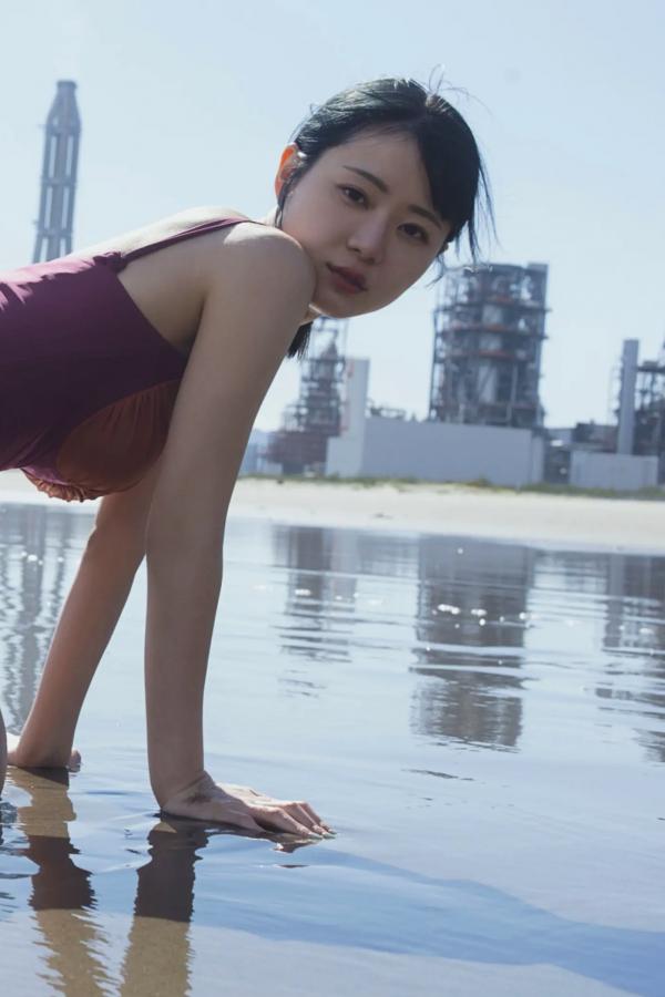    《いけちゃん - WANDERER》日本清纯女神性感比基尼美腿户外写真第74张图片