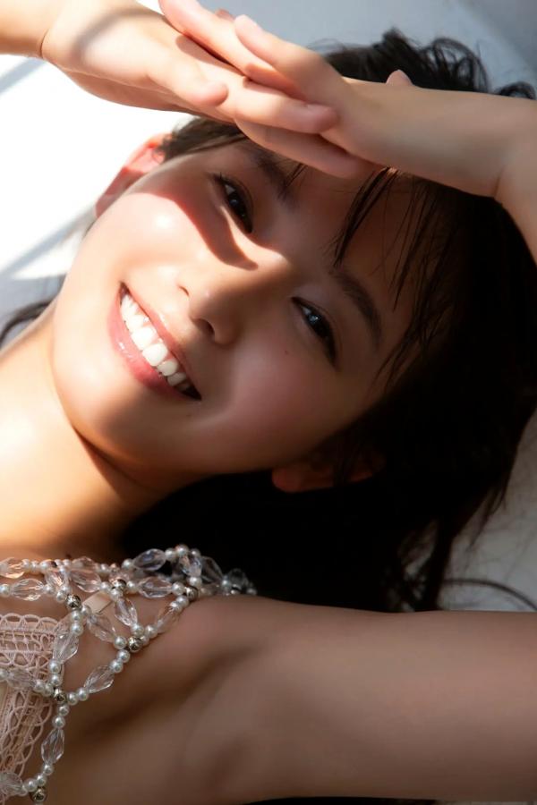   志田音々 - 泳池湿身比基尼写真 治愈系清纯女神阳光图集第34张图片
