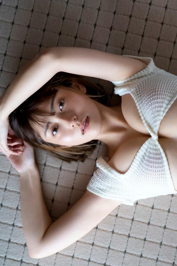   櫻井音乃 - 阳光彩虹比基尼与黑色高叉泳装性感写真 极品美胸诱惑第47张图片