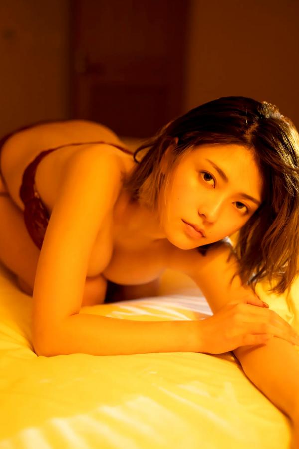   櫻井音乃 - 阳光彩虹比基尼与黑色高叉泳装性感写真 极品美胸诱惑第106张图片