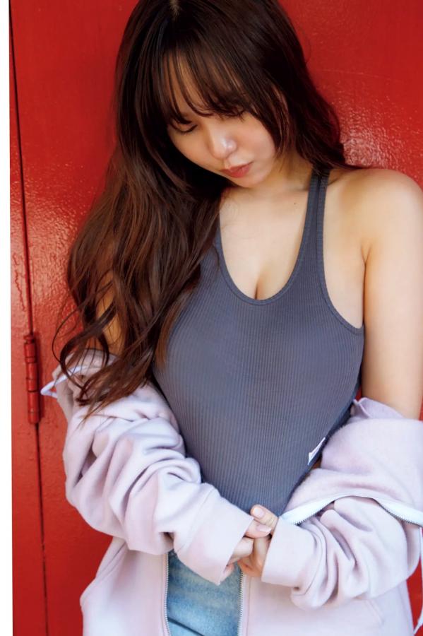   《本郷柚巴 - いつのまに、》日本性感写真 湿身诱惑与户外丰满美姿第20张图片