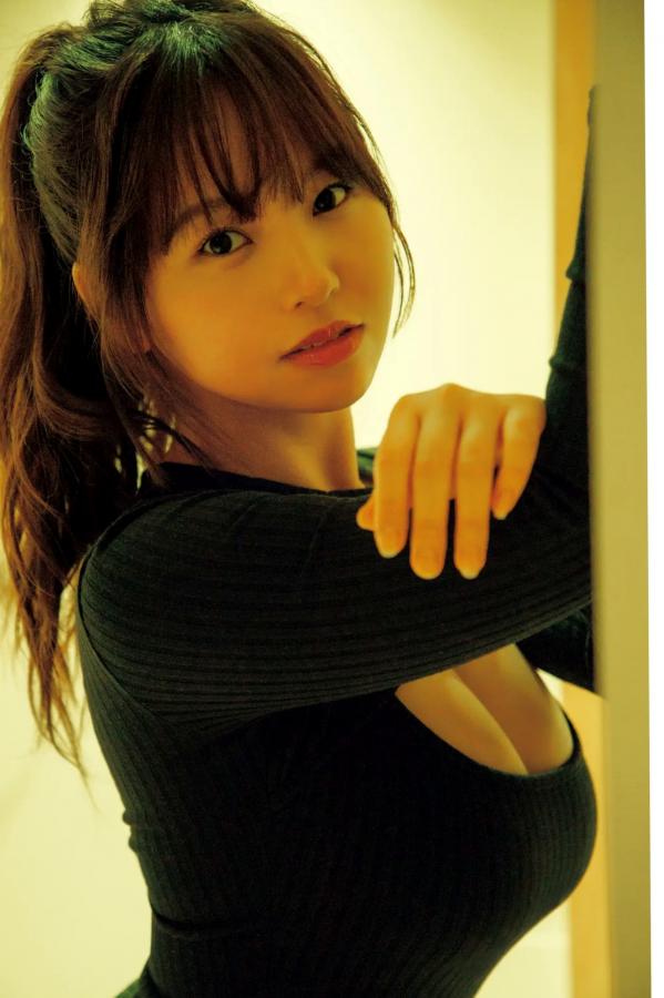   《本郷柚巴 - いつのまに、》日本性感写真 湿身诱惑与户外丰满美姿第65张图片