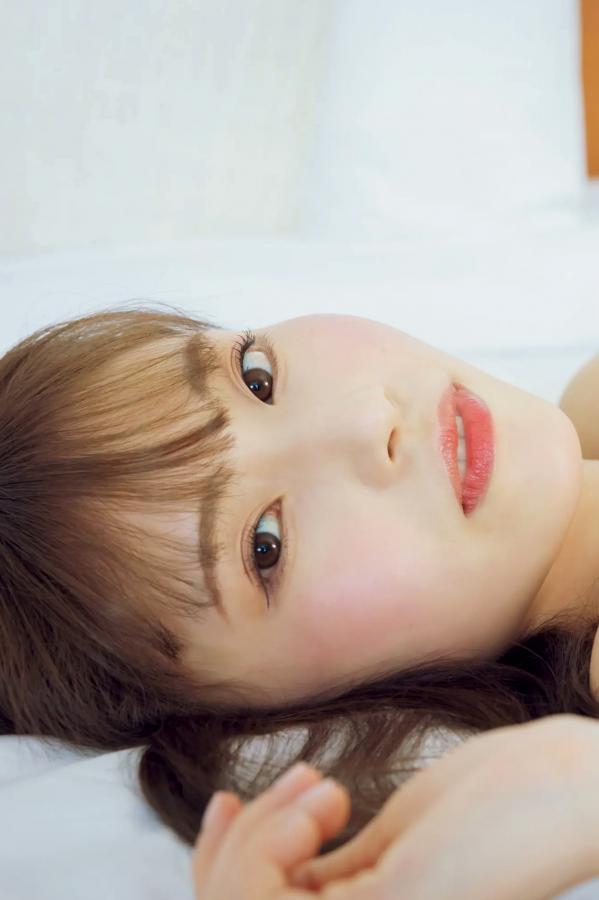   川越紗彩 - なんとかなるなる 户外泳池与清凉内衣私房写真第26张图片
