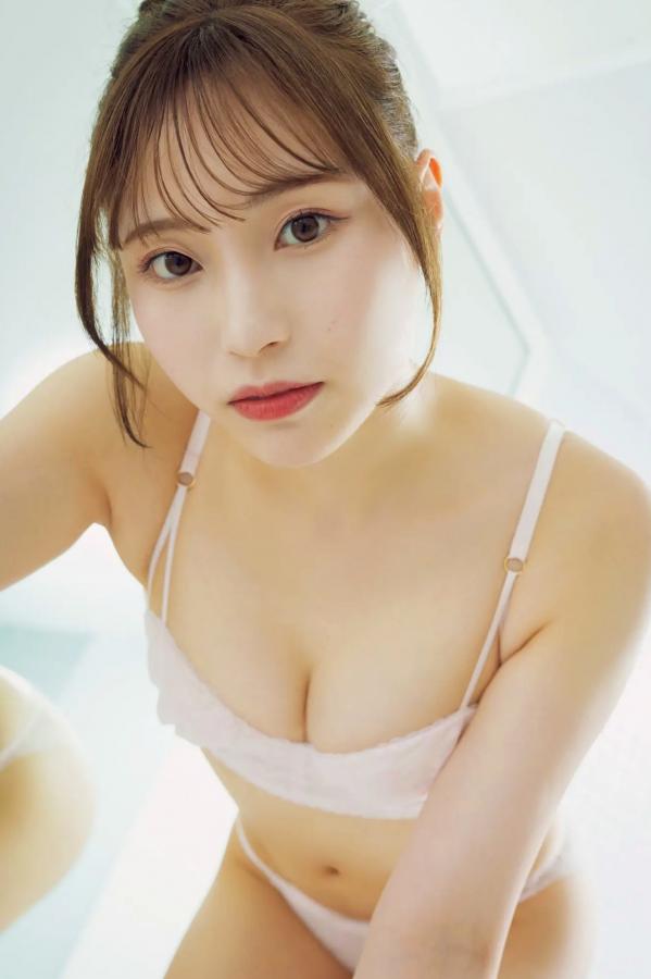   川越紗彩 - なんとかなるなる 户外泳池与清凉内衣私房写真第51张图片