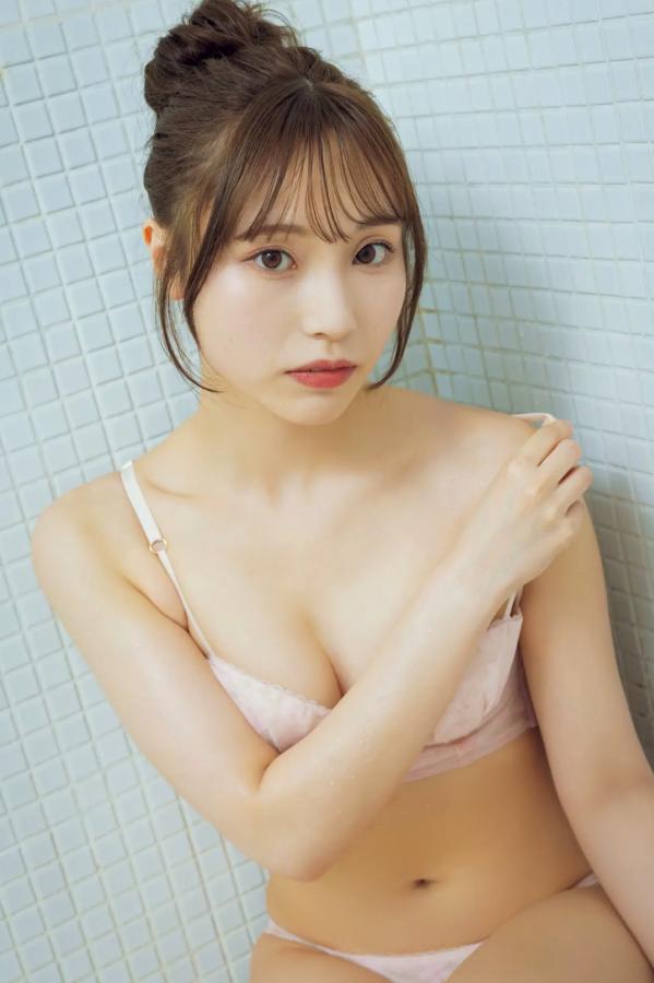   川越紗彩 - なんとかなるなる 户外泳池与清凉内衣私房写真第52张图片