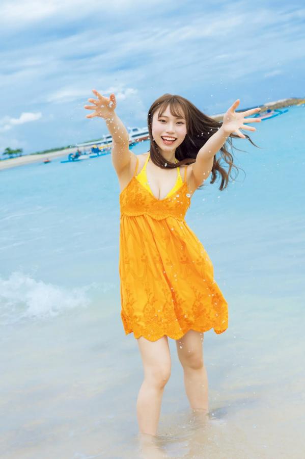   川越紗彩 - なんとかなるなる 户外泳池与清凉内衣私房写真第81张图片