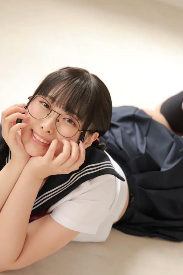   [LOVEPOP] Marina Asakawa 浅川まりな Photoset 02 日系眼镜水手服清纯校服美腿写真第83张图片