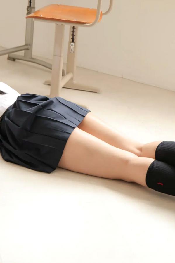   [LOVEPOP] Marina Asakawa 浅川まりな Photoset 02 日系眼镜水手服清纯校服美腿写真第84张图片
