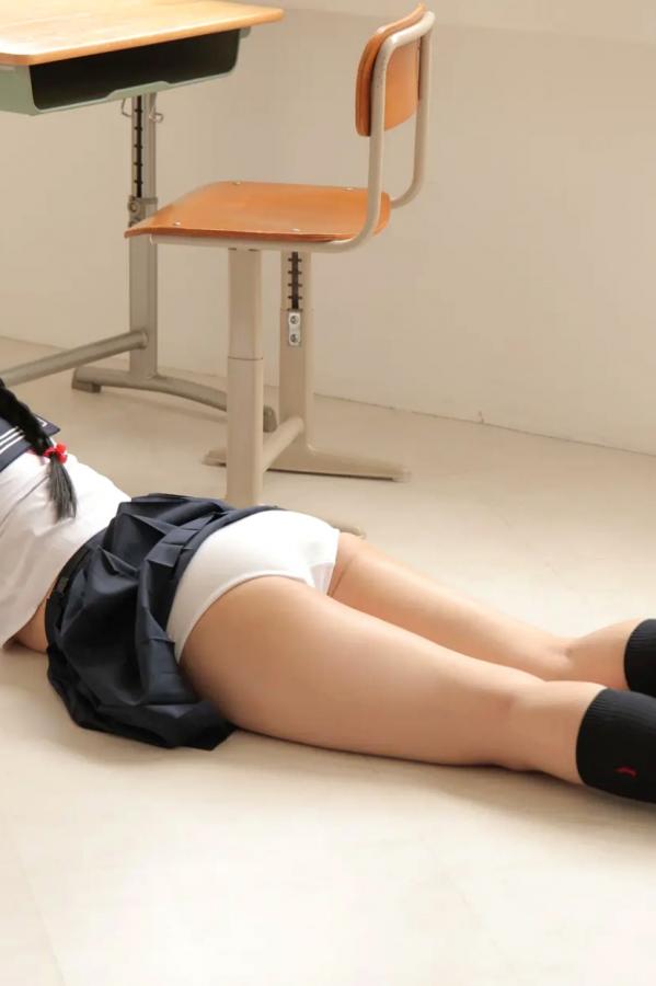   [LOVEPOP] Marina Asakawa 浅川まりな Photoset 02 日系眼镜水手服清纯校服美腿写真第90张图片