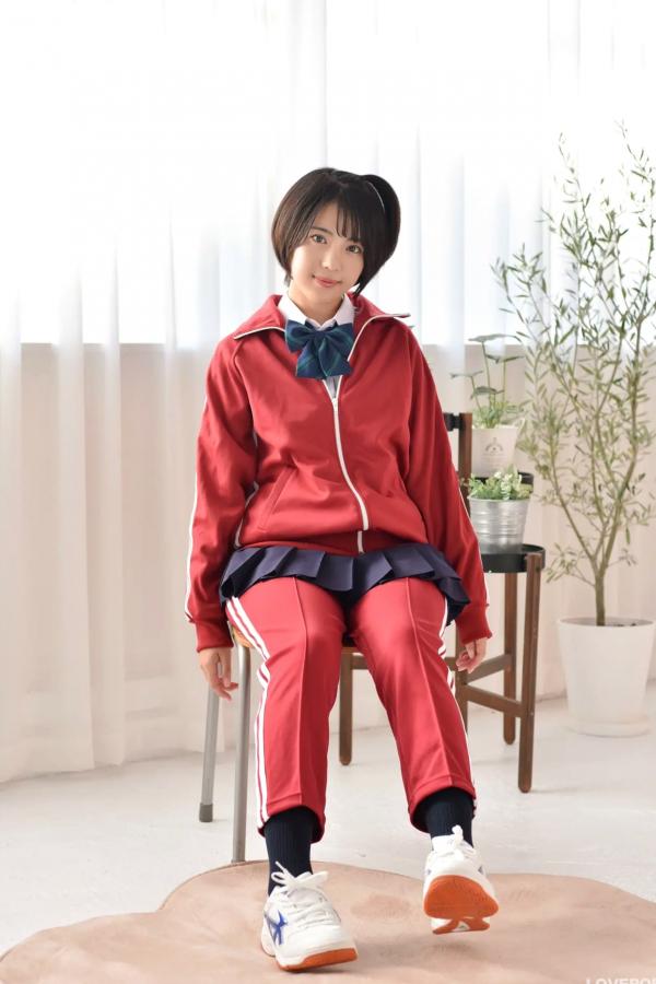   [LOVEPOP] 佐々木萌香 (Moeka Sasaki) Photoset 29 日系运动校服清纯少女写真第1张图片