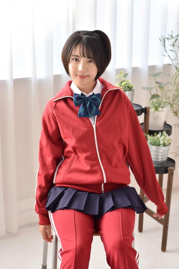   [LOVEPOP] 佐々木萌香 (Moeka Sasaki) Photoset 29 日系运动校服清纯少女写真第2张图片