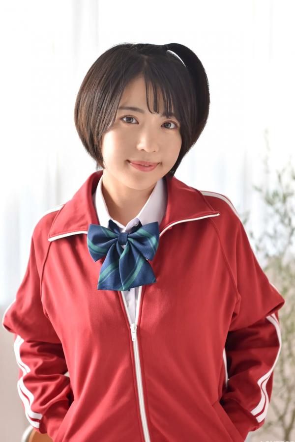  [LOVEPOP] 佐々木萌香 (Moeka Sasaki) Photoset 29 日系运动校服清纯少女写真第8张图片