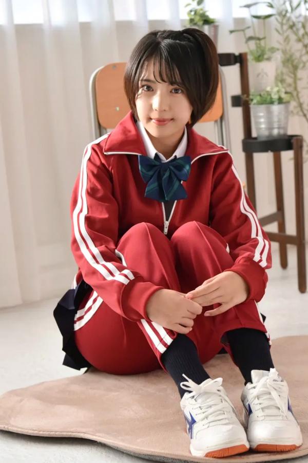   [LOVEPOP] 佐々木萌香 (Moeka Sasaki) Photoset 29 日系运动校服清纯少女写真第15张图片