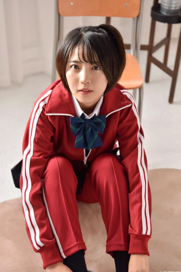   [LOVEPOP] 佐々木萌香 (Moeka Sasaki) Photoset 29 日系运动校服清纯少女写真第16张图片