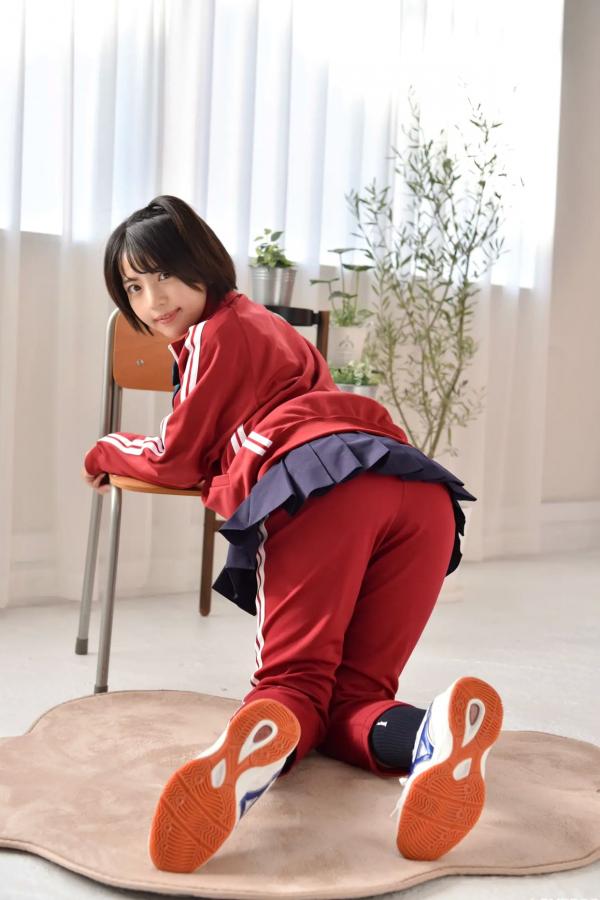   [LOVEPOP] 佐々木萌香 (Moeka Sasaki) Photoset 29 日系运动校服清纯少女写真第23张图片
